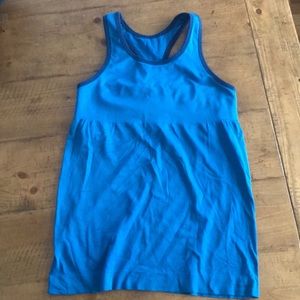 Patagonia blue athletic shelf tank built in bra xs